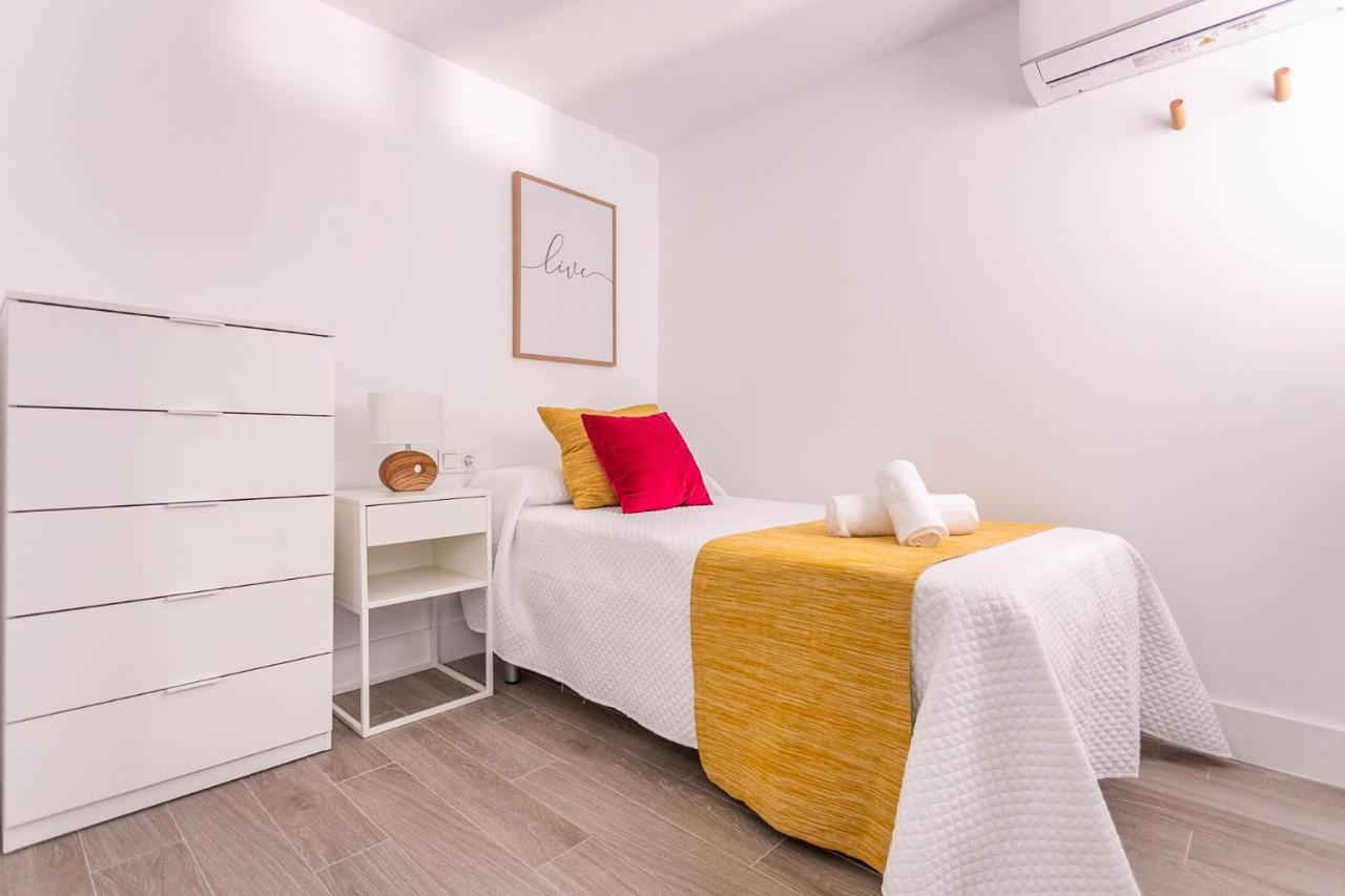 Style & Design By Sevillaluxurysuites Sevilha Exterior foto