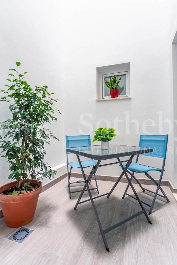 Style & Design By Sevillaluxurysuites Sevilha Exterior foto